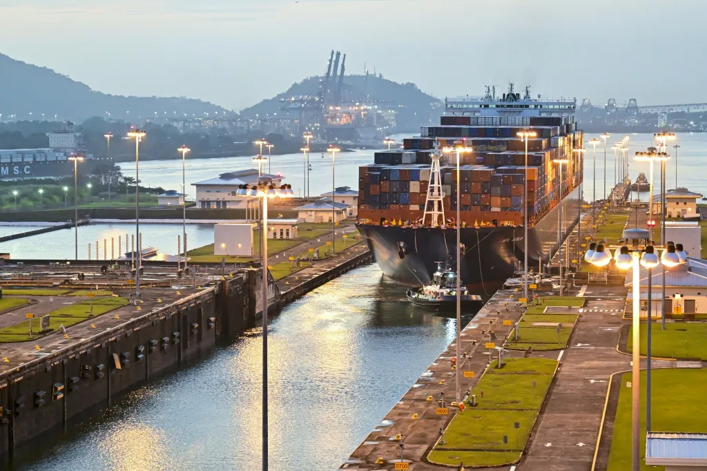 El Canal de Panamá lanza proyecto de gasoducto para potenciar el transporte de combustibles de EE.UU. a Asia | Interborders