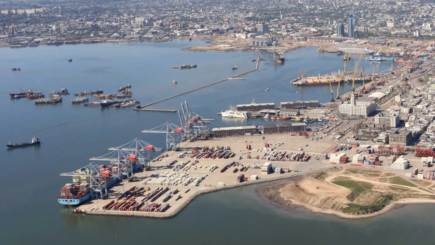 Paraguay busca un hub de carga en Punta Sayago | Interborders