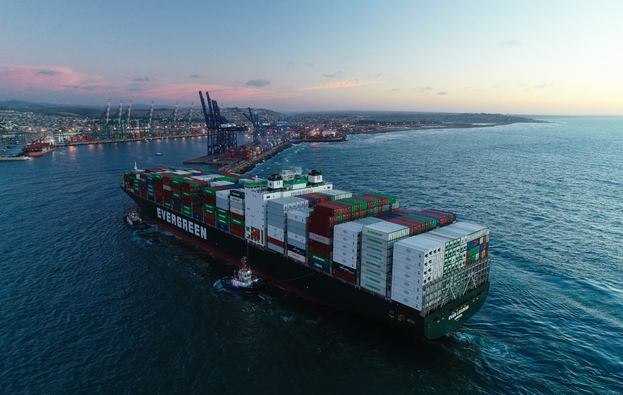 Exportaciones de bienes y servicios alcanzan cifra récord en primer semestre de 2024 | Interborders