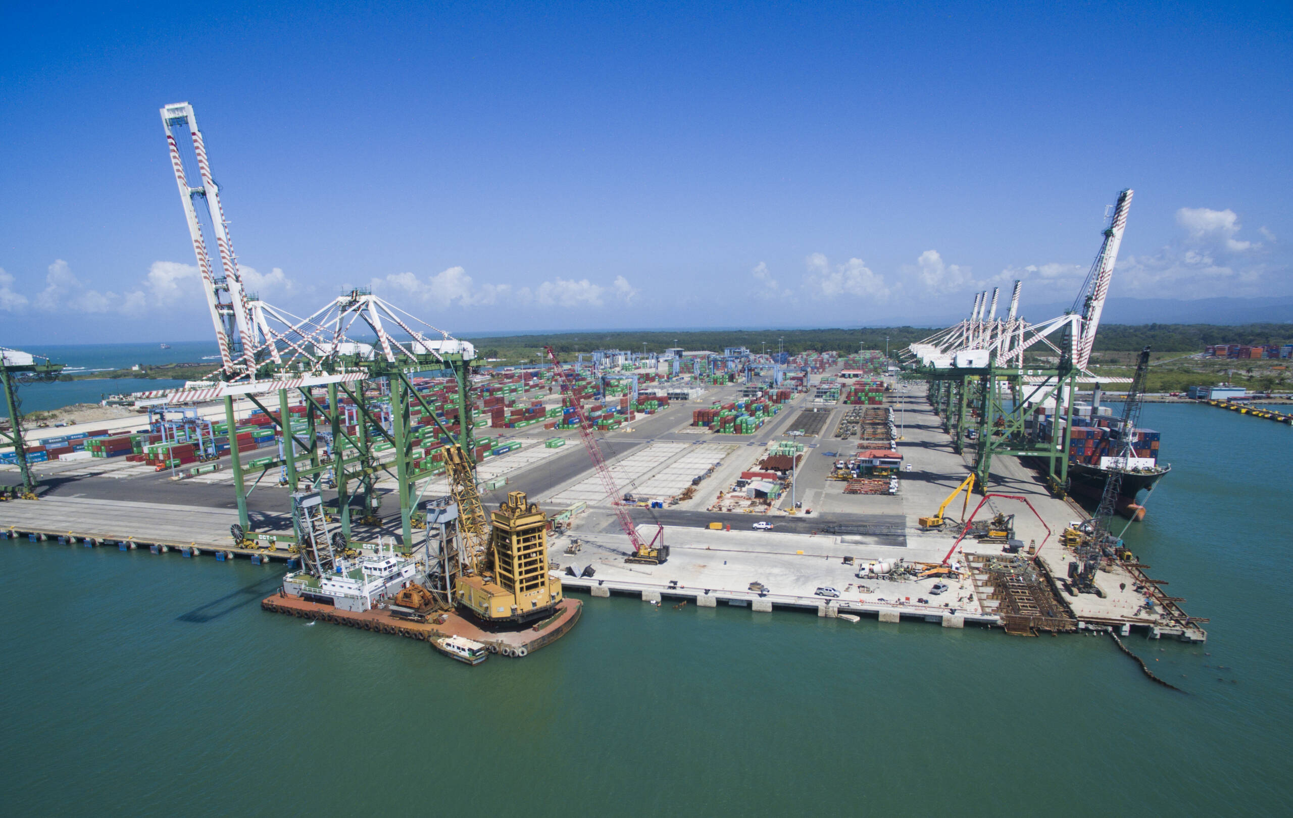 La carga no puede parar: ¿es hora de corregir fallas en los puertos de Panamá? | Interborders